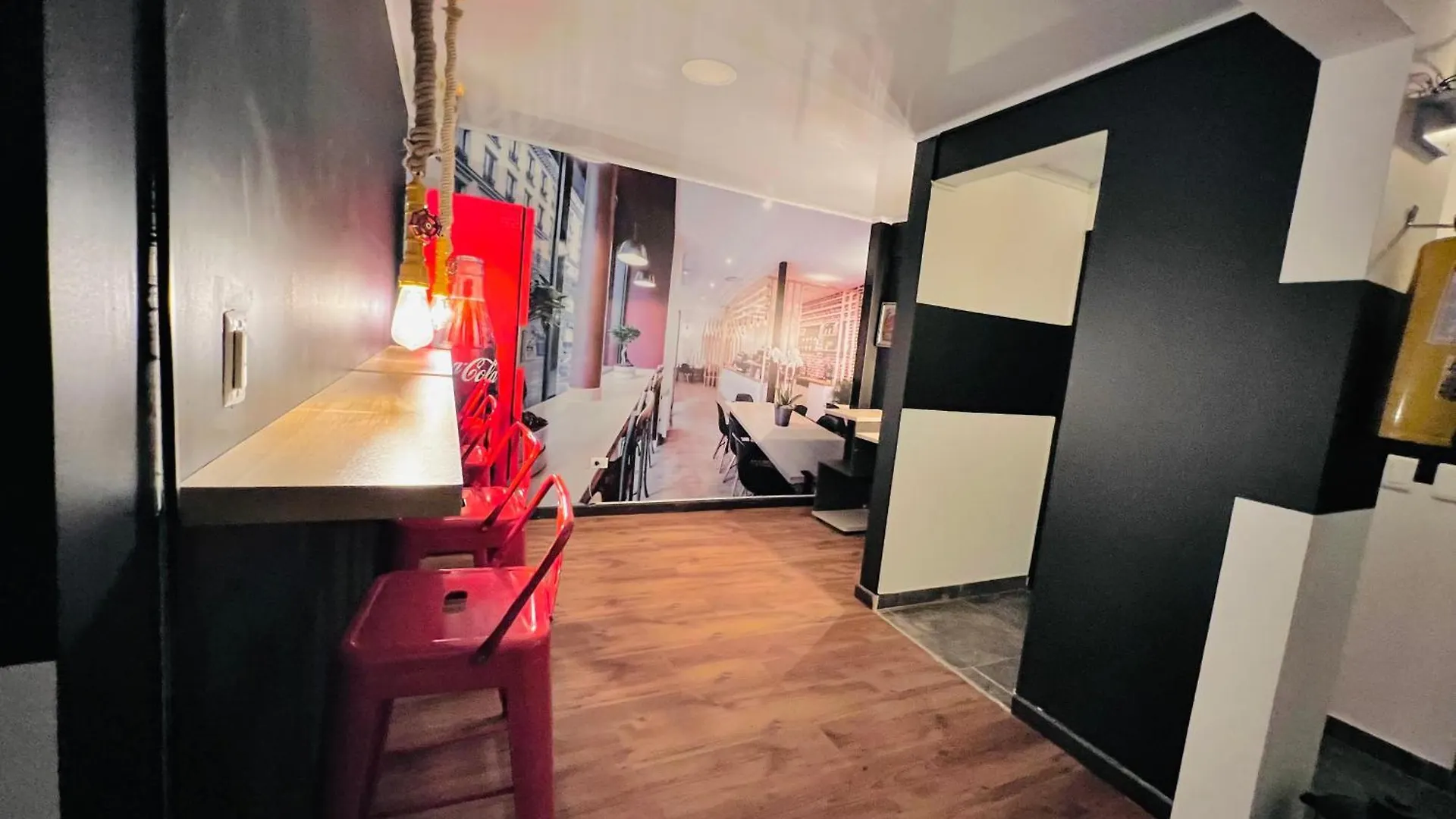 Aw Hotel Ariston Airport contacts